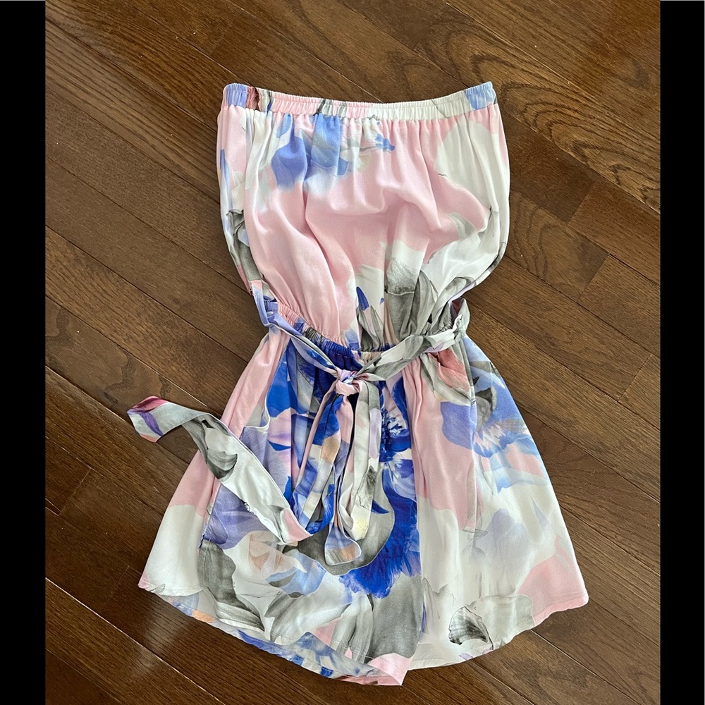 NWOT Unworn Plum Pretty Sugar Strapless Floral Romper
